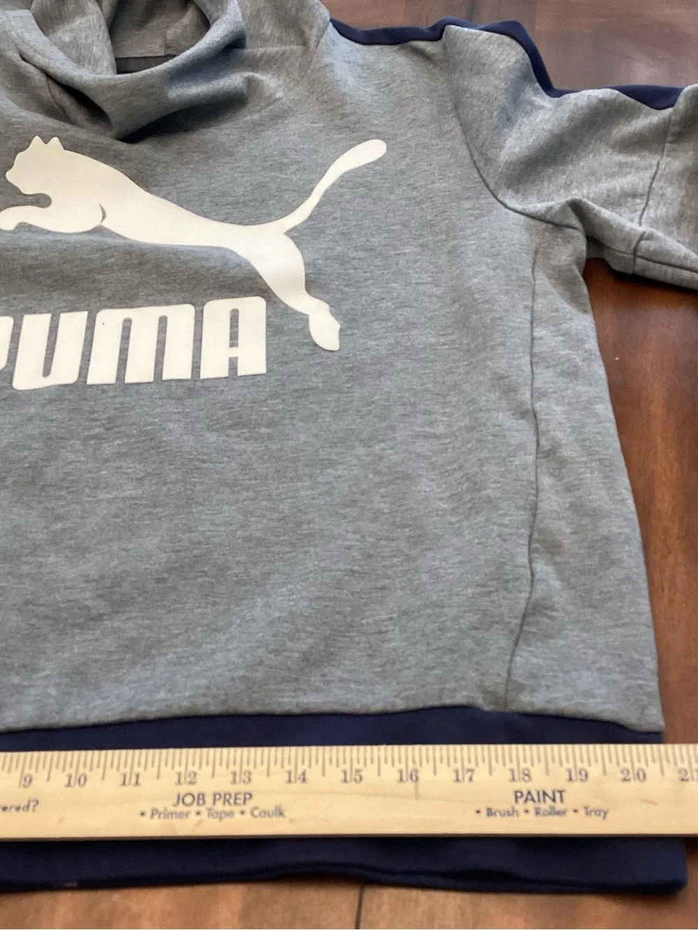 PUMA Men’s Gray Pullover Hooded Long Sleeve Sweatshirt Size M
